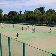 テニスコート（花咲スポーツ公園）