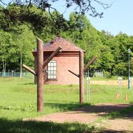 春光台配水場（覆蓋付き緩速ろ過池）　※旭川市史跡等表示板設置施設