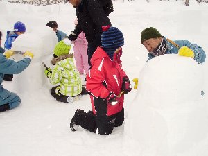 ミニ雪像作り体験